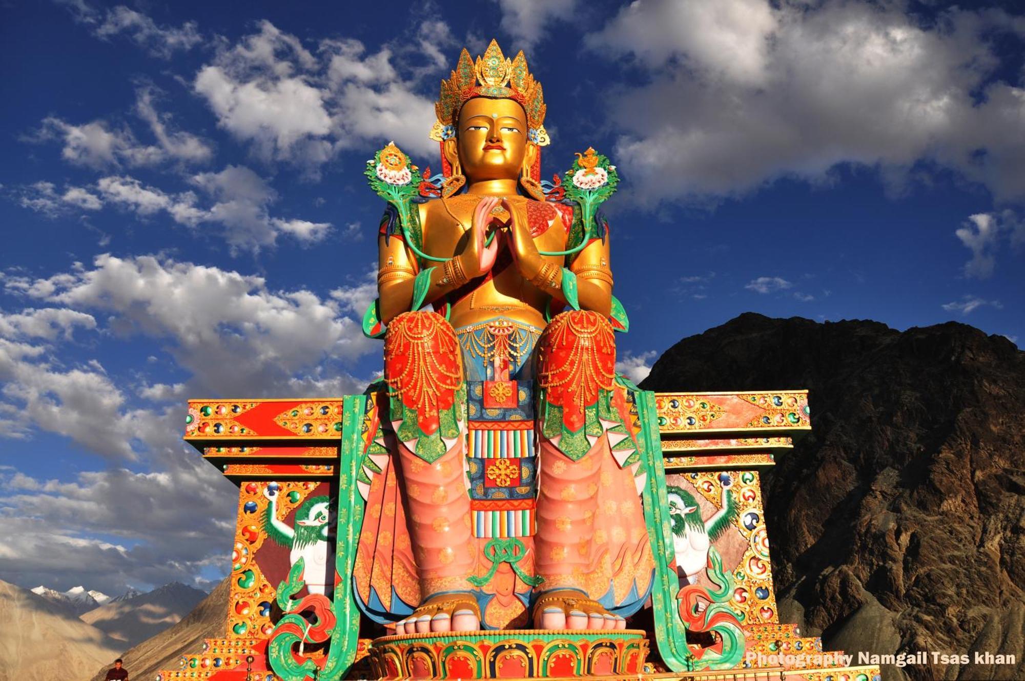Karma Lodge Leh Esterno foto